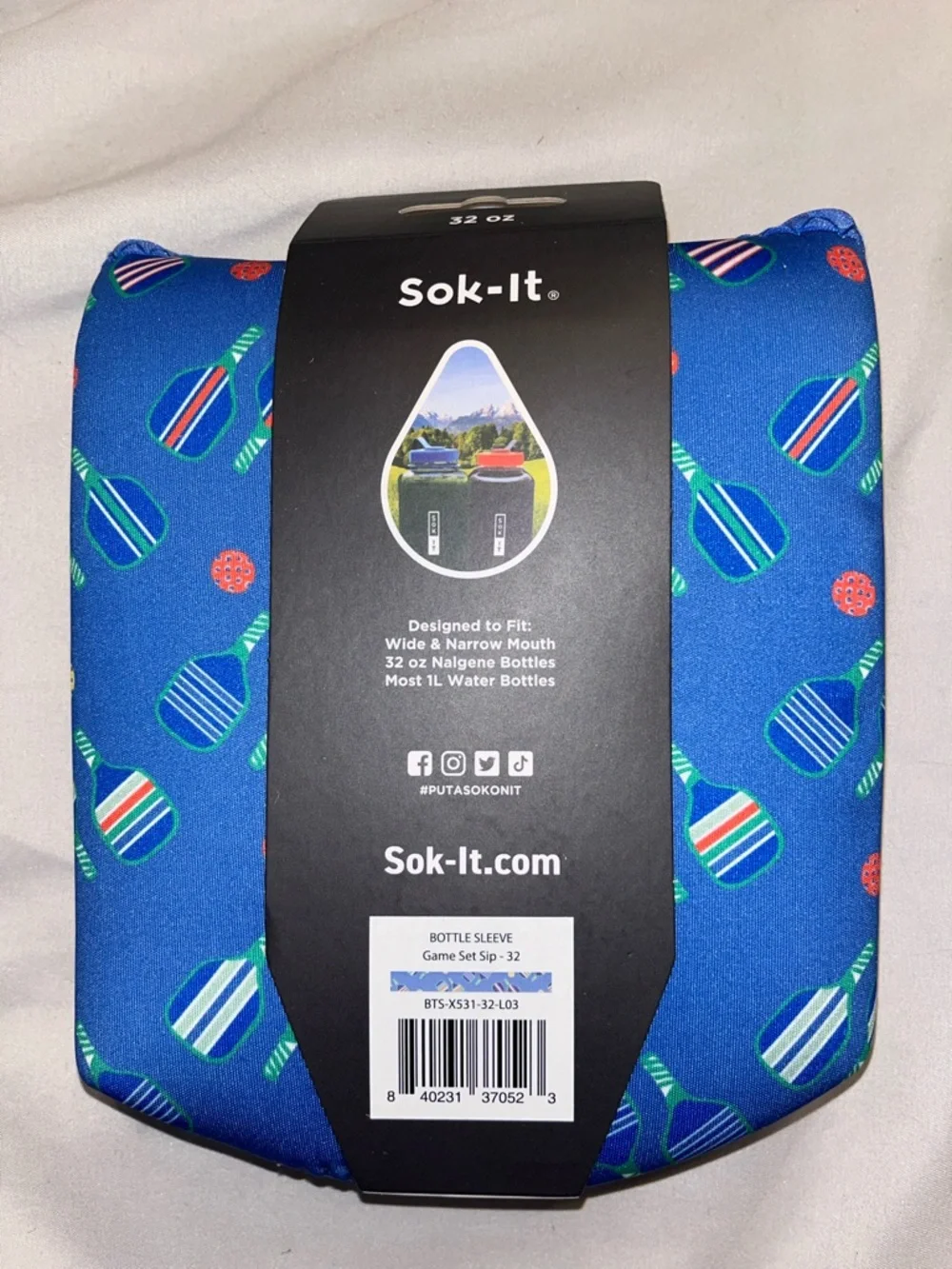 Sok It Blue Insulating Beverage Sleeve for 32 oz Bottles
